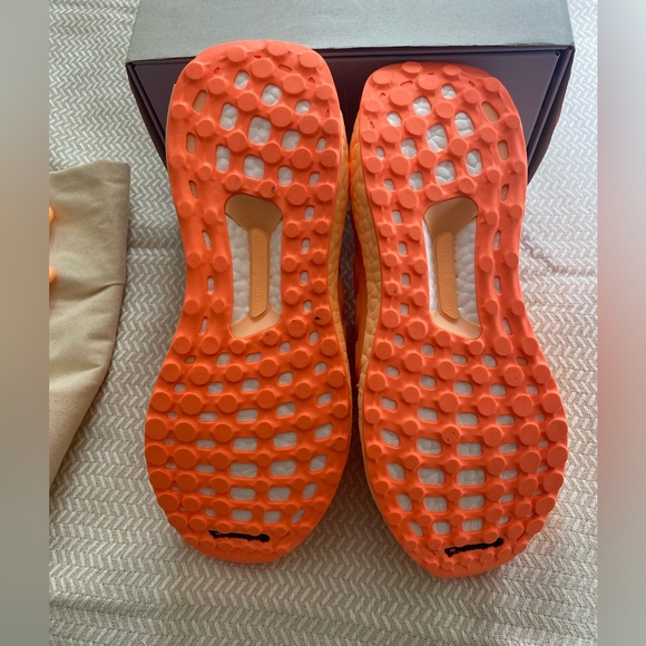 Adidas New Ivy Park Ultraboost Og Shoes - Picture 8 of 8